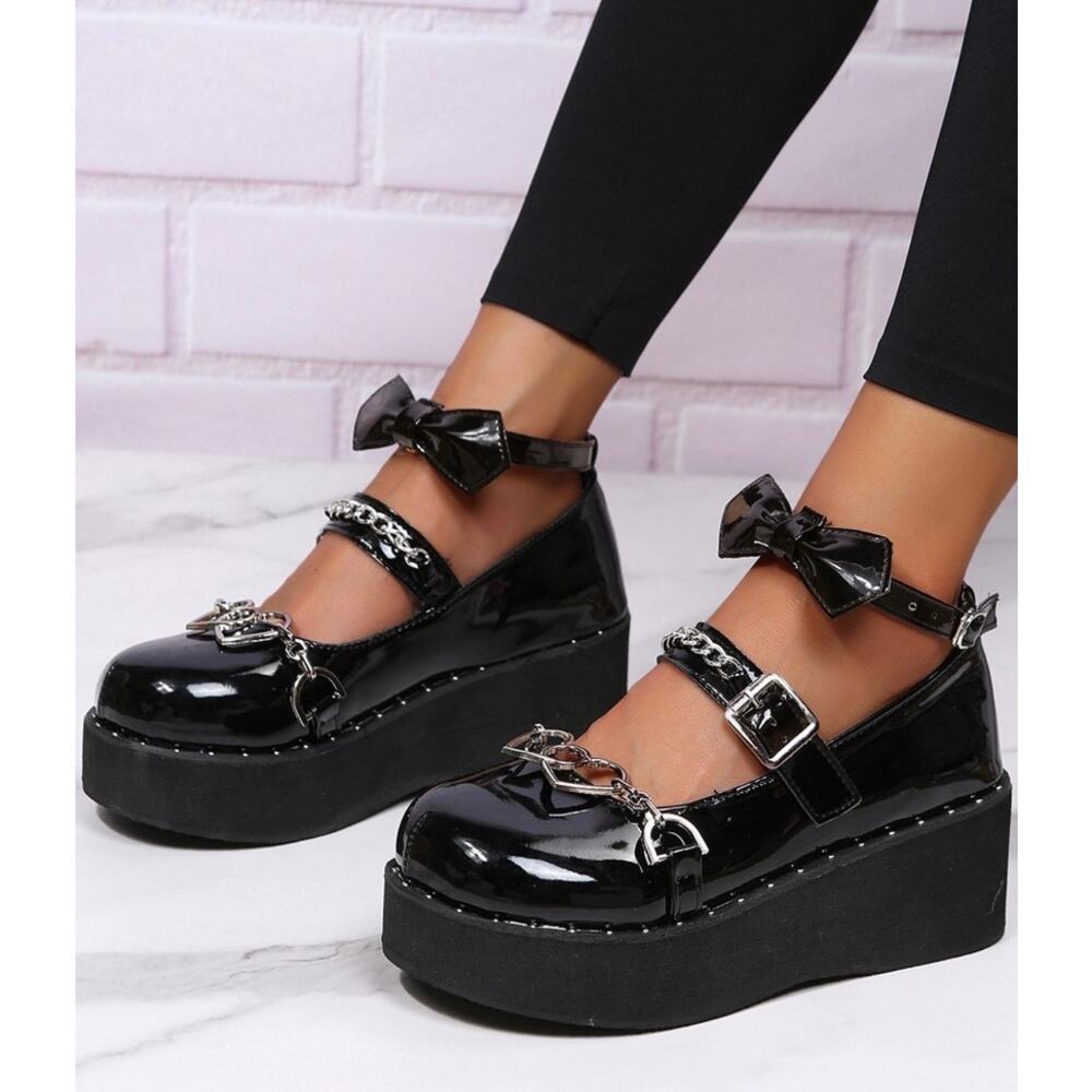 Black Bow Accent Platform Mary Jane Patent Leather Shoes Size 10